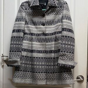 Ivonne Geometric Black and Gray Pleated Coat Size 6